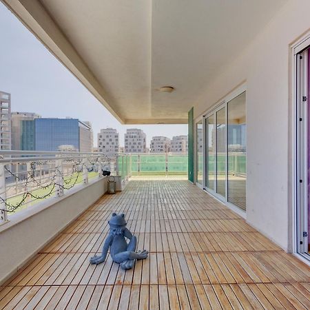 Seafront Apartment Слима Экстерьер фото