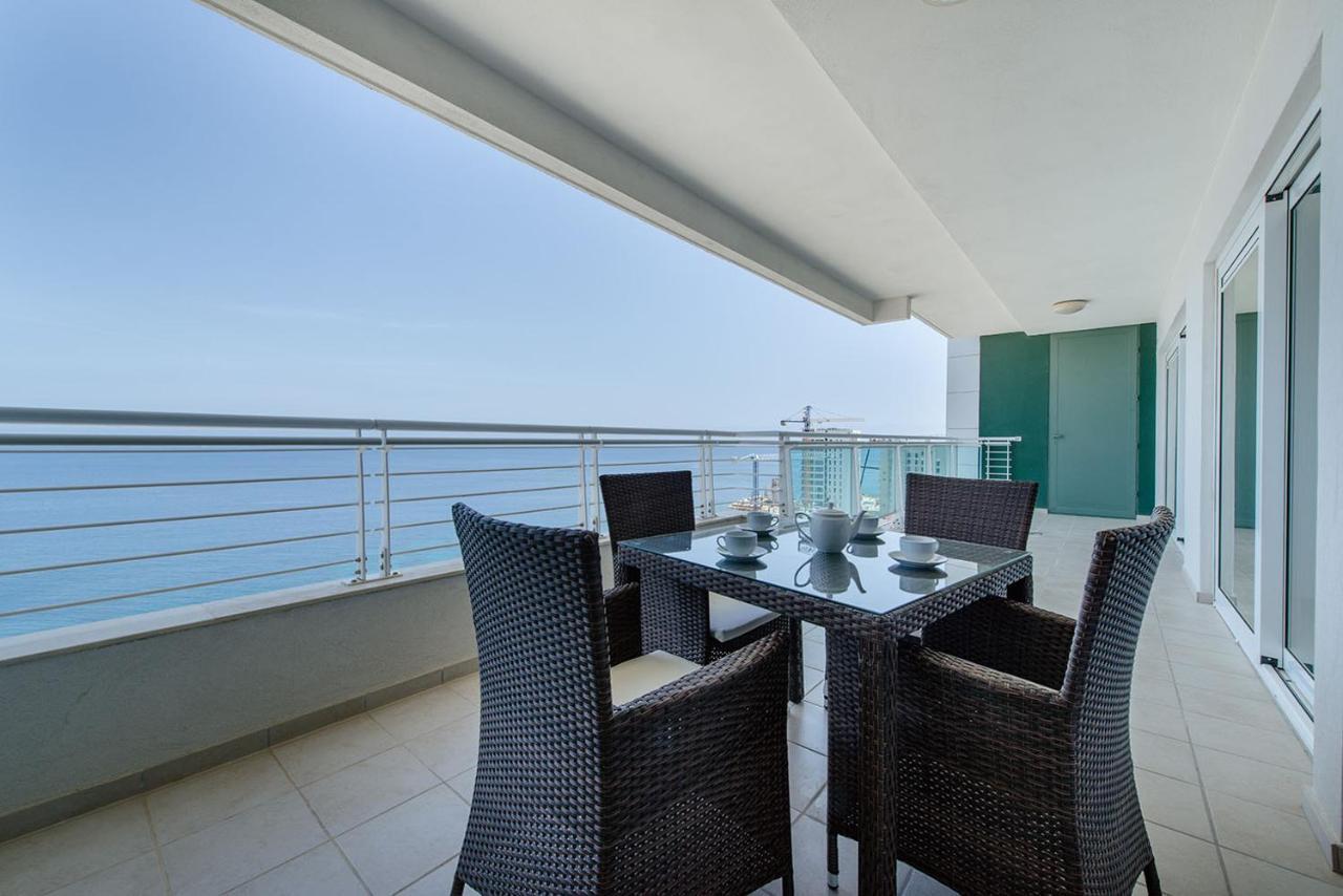 Seafront Apartment Слима Экстерьер фото
