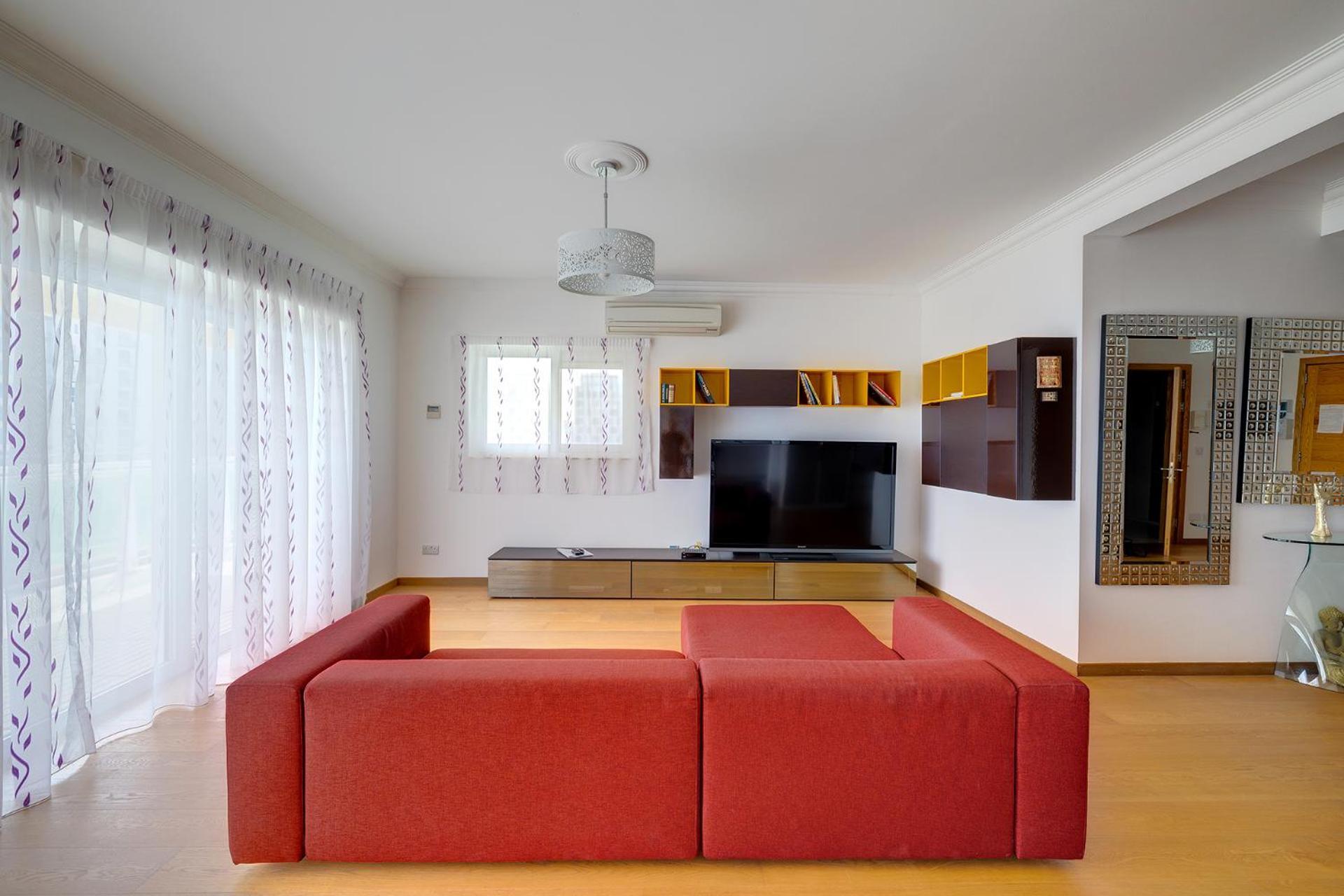 Seafront Apartment Слима Экстерьер фото
