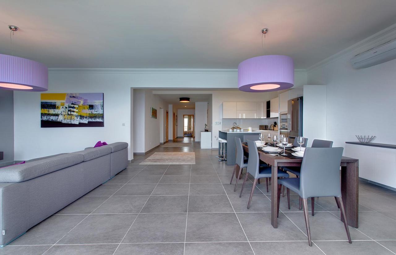 Seafront Apartment Слима Экстерьер фото